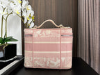 DIOR  DIORtravel vanity 25 pink embroidery