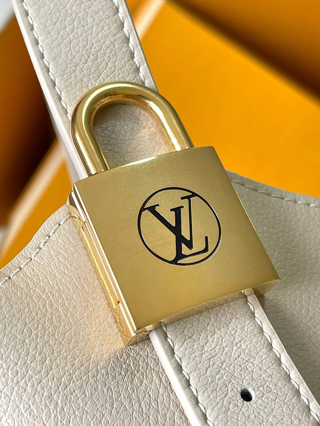 Louis Vuitton LOW KEY HOBO MM 35 IN IVORY BEIGE SMOOTH CALFSKIN