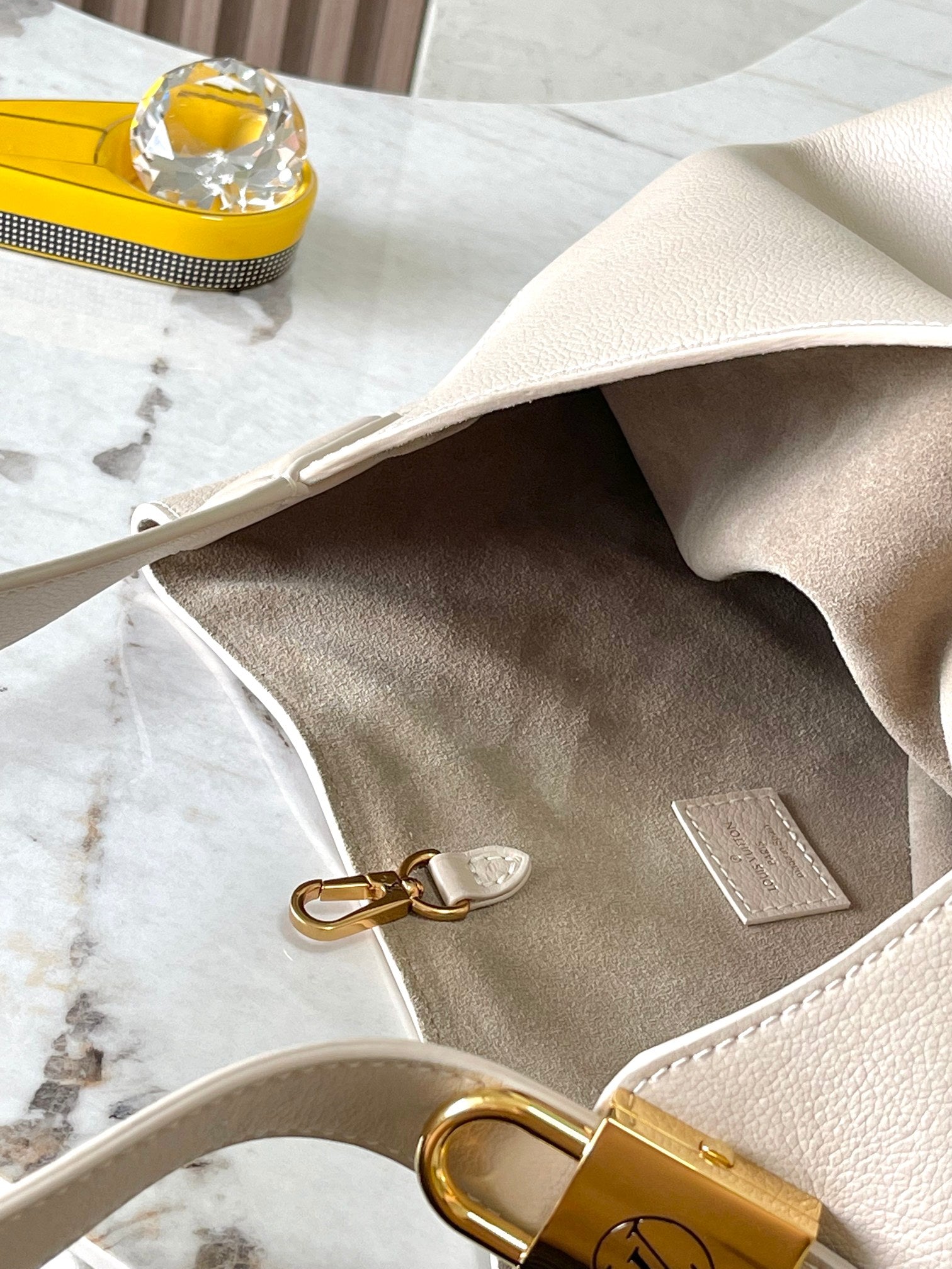 Louis Vuitton LOW KEY HOBO MM 35 IN IVORY BEIGE SMOOTH CALFSKIN