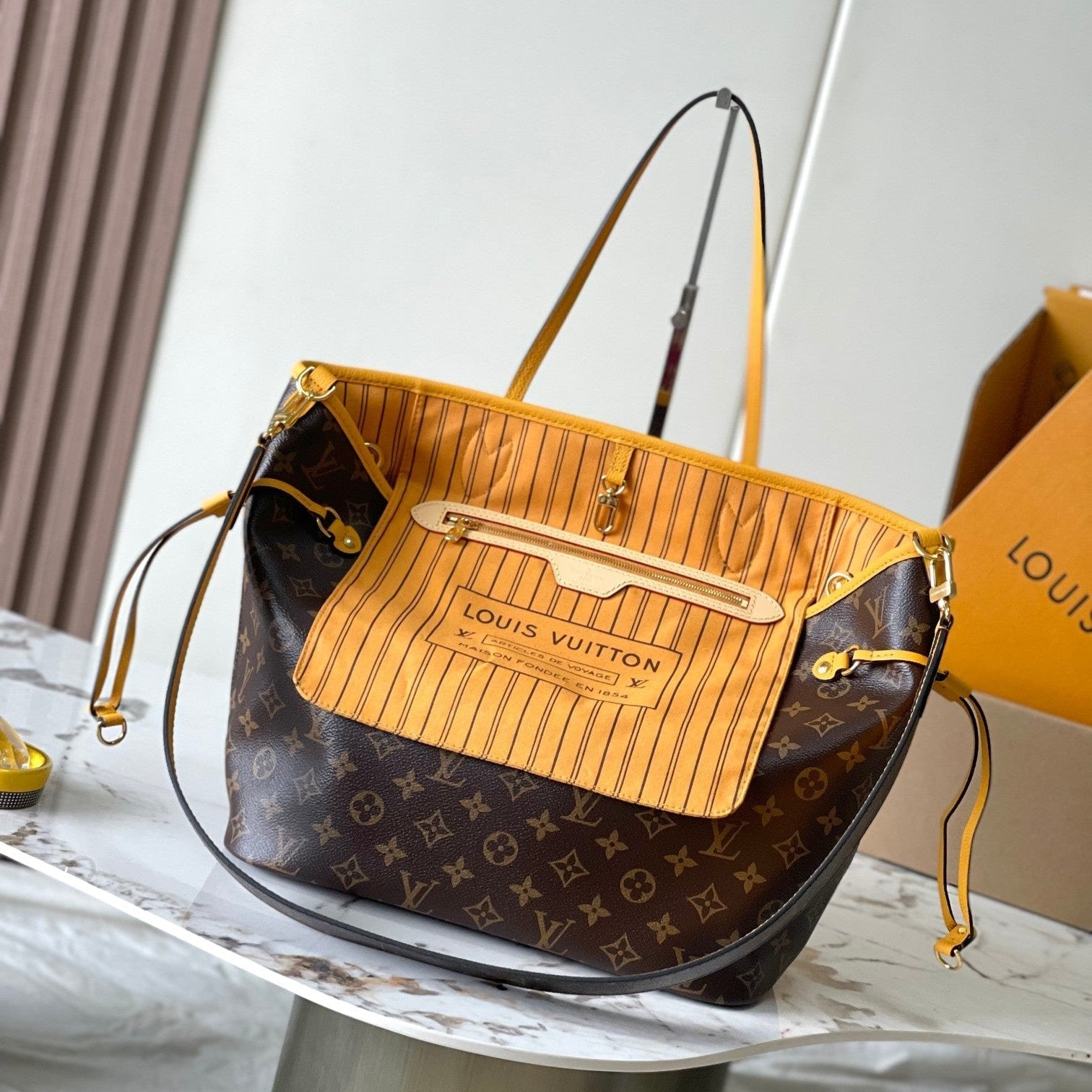 Louis Vuitton Reversible Neverfull MM 31 Inside Out Gold Handle