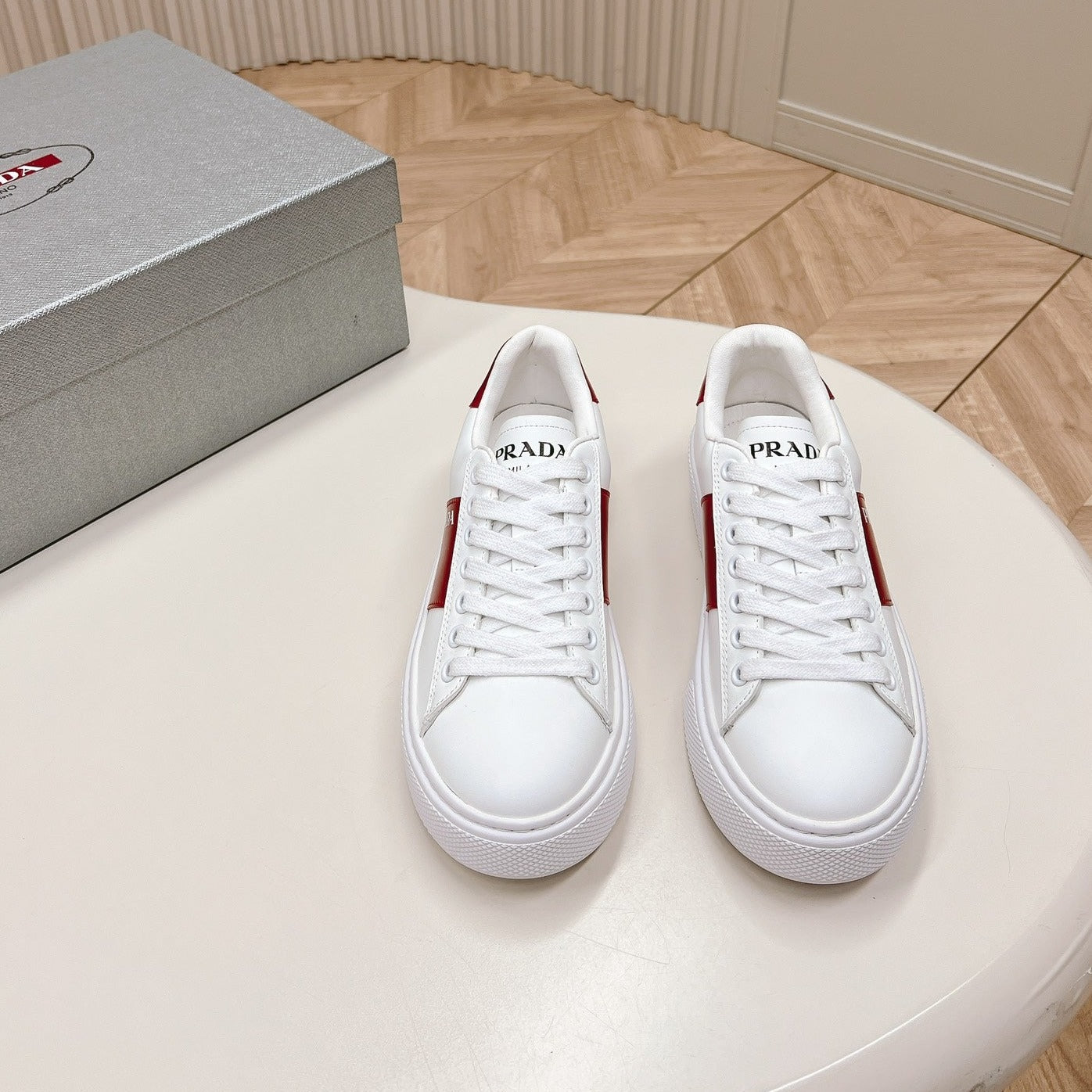 PRADA LEATHER LOGO OUTLET SNEAKERS BLACK AND CHERRY CALFSKIN