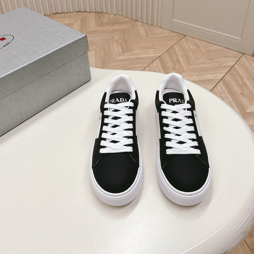 PRADA LEATHER LOGO OUTLET SNEAKERS BLACK CALFSKIN