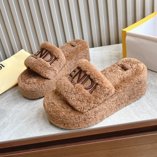 FENDI FENDI SLIPPER IN SEPIA BROWN FUR