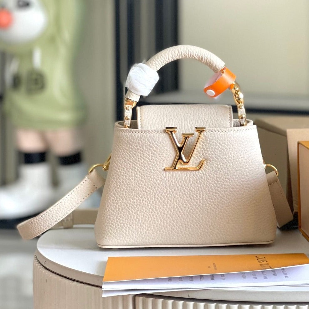 Louis Vuitton CAPUCINES MINI 21 BEIGE TAURILLON GOLD HARDWARE