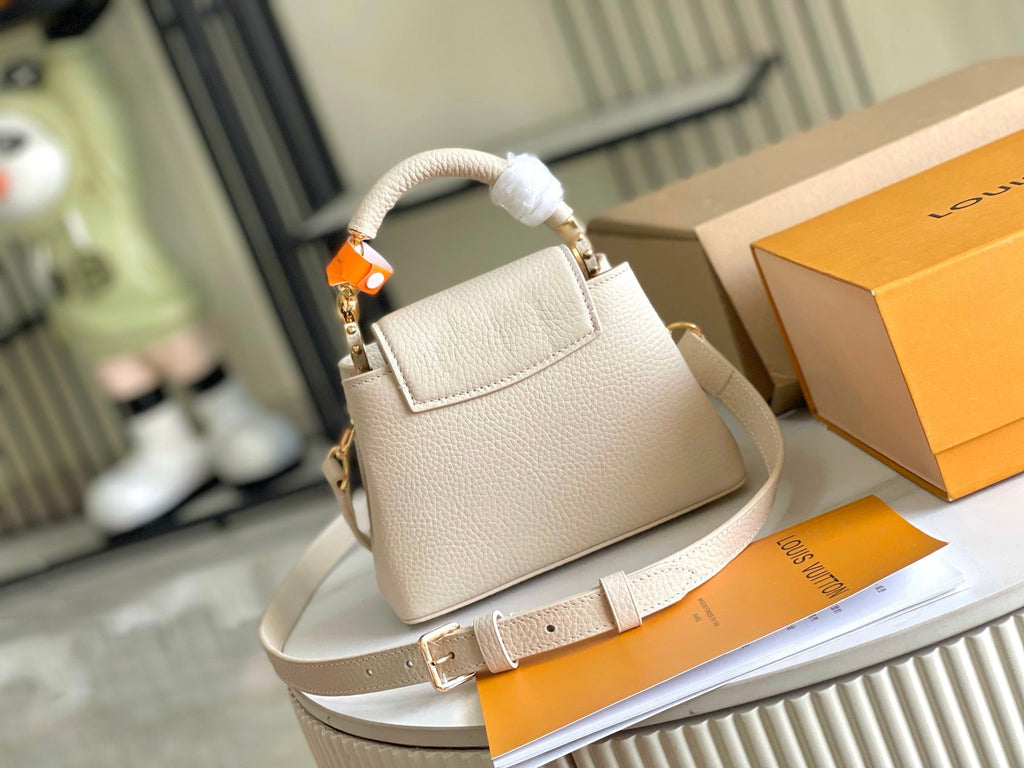 Louis Vuitton CAPUCINES BB 27 BEIGE TAURILLON GOLD HARDWARE