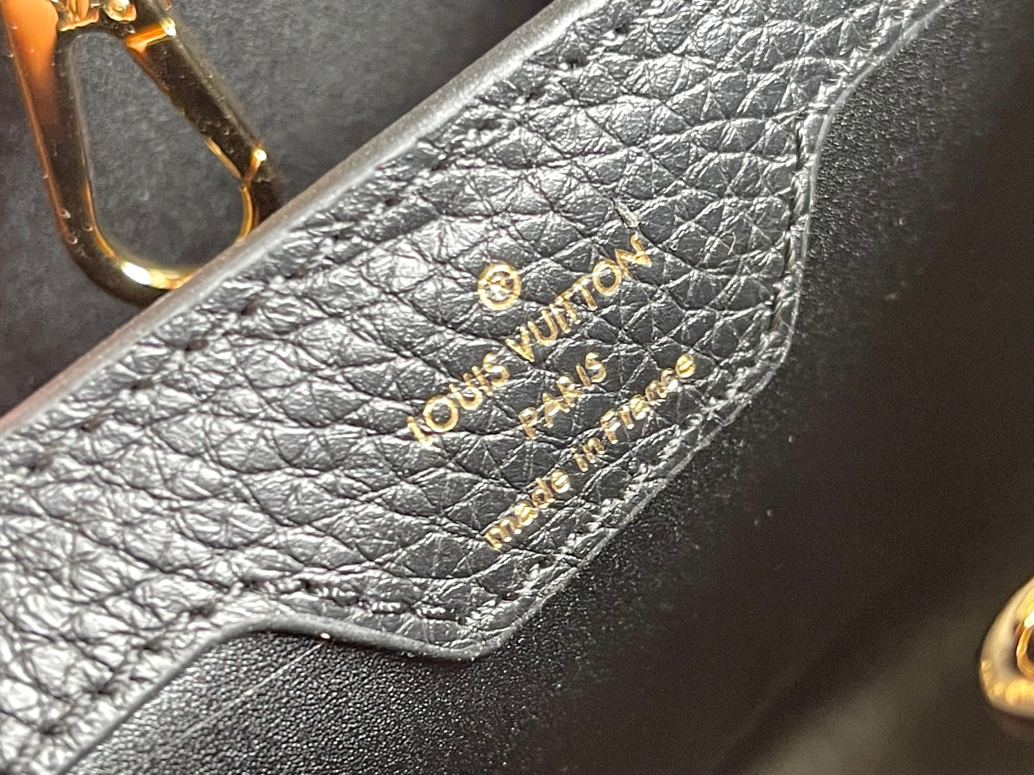 Louis Vuitton CAPUCINES BB 27 BLACK TAURILLON GOLD HARDWARE