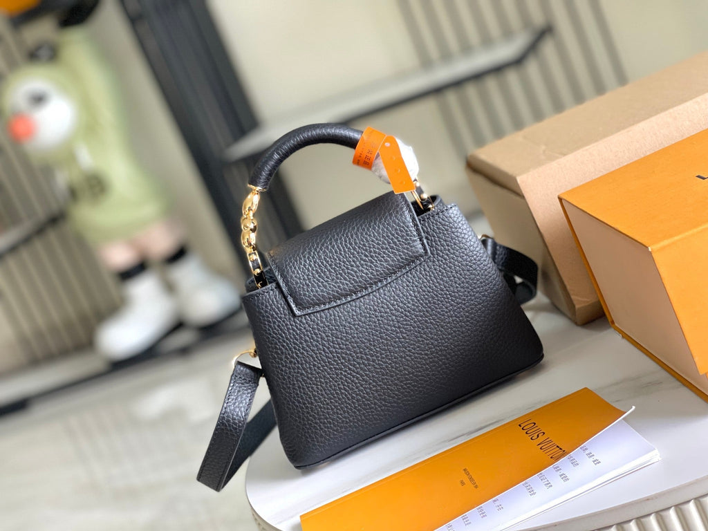 Louis Vuitton CAPUCINES MINI 21 BLACK TAURILLON GOLD HARDWARE