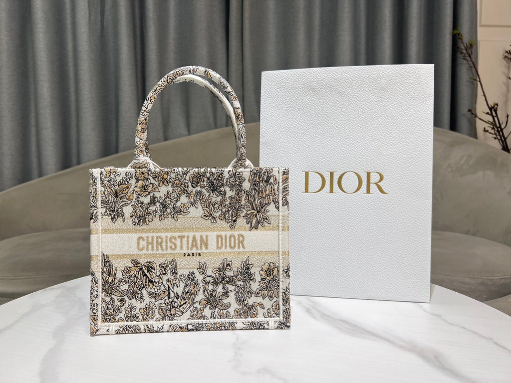 DIOR Book Tote 26.5 Beige White Canvas