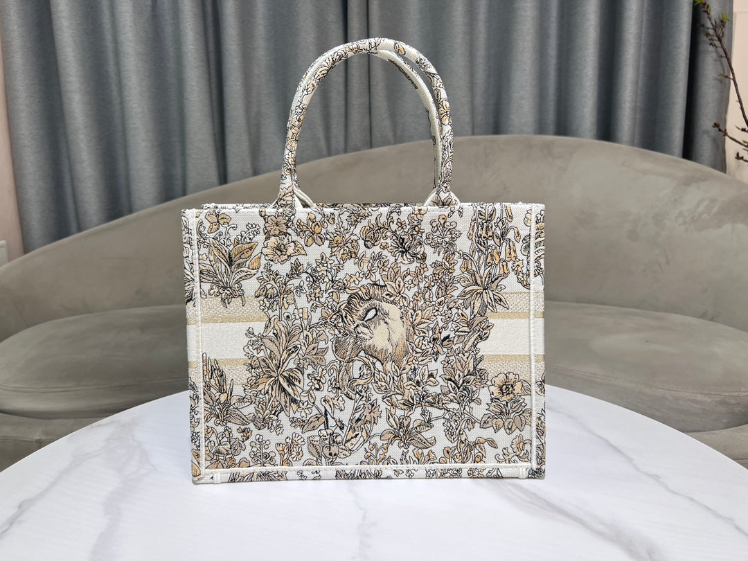 DIOR Book Tote 36.5 Beige White Canvas