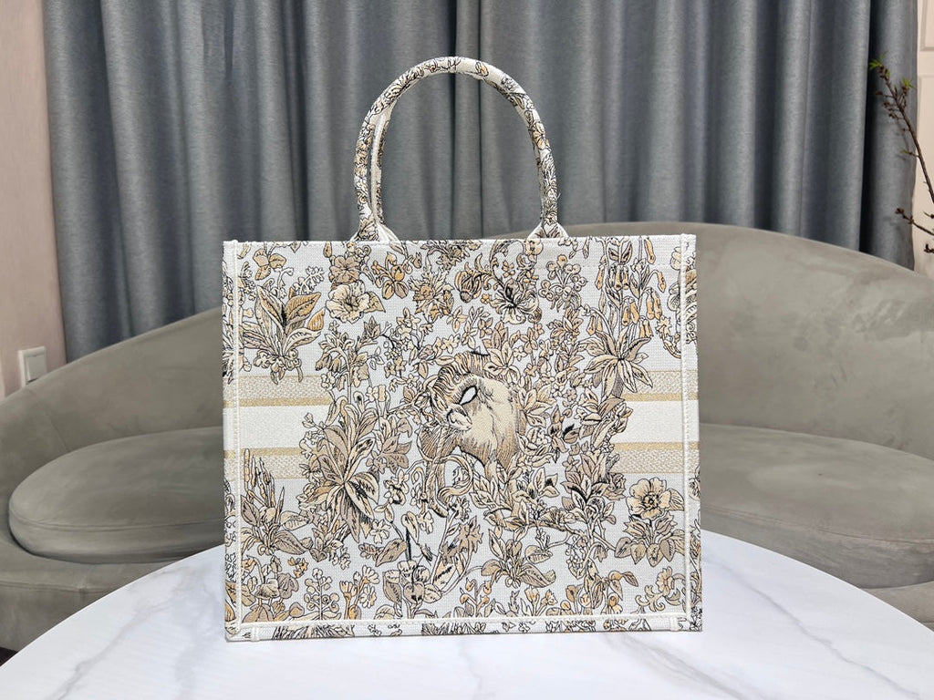 DIOR Book Tote 41.5 Beige White Canvas