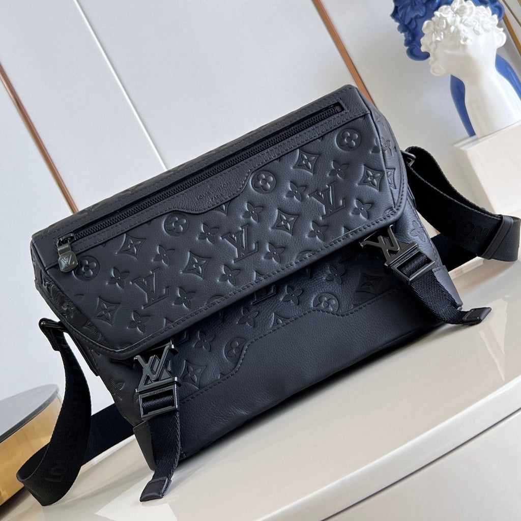 Louis Vuitton MESSENGER VOYAGER PM 33 IN BLACK MONOGRAM SHADOW CALFSKIN