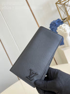 Louis Vuitton BRAZZA WALLET AEROGRAM 19CM BLACK CALFSKIN