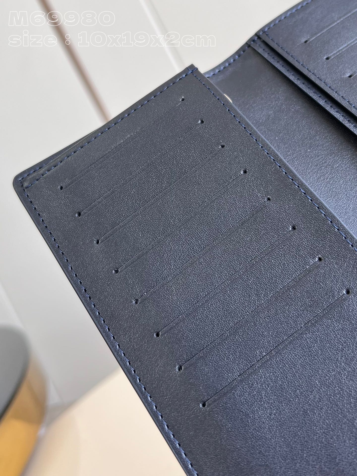 Louis Vuitton BRAZZA WALLET AEROGRAM 19CM BLUE CALFSKIN