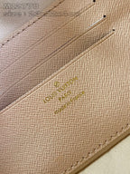 Louis Vuitton Woc Ivy 23.5 Gray Monogram Coasted Canvas
