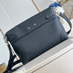Louis Vuitton STEAMER CROSSBODY 30 IN BLACK CALFSKIN SILVER HARDWARE