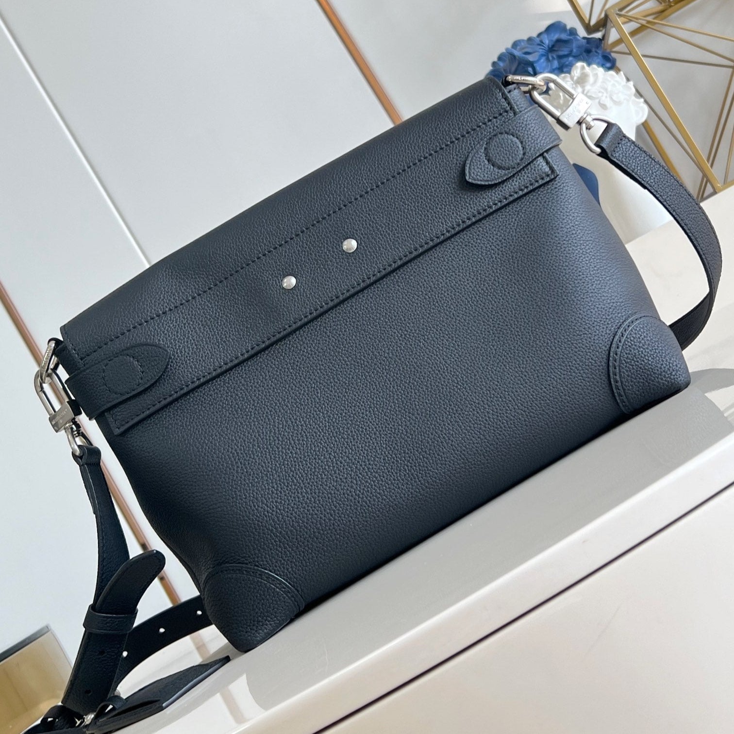 Louis Vuitton STEAMER CROSSBODY 30 IN BLACK CALFSKIN SILVER HARDWARE