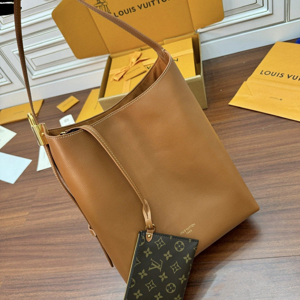 Louis Vuitton LOW KEY HOBO MM 31CM BROWN CALFSKIN