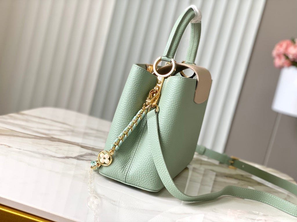 Louis Vuitton capucines mm 31.5 green beige taurillon leather gold hardware