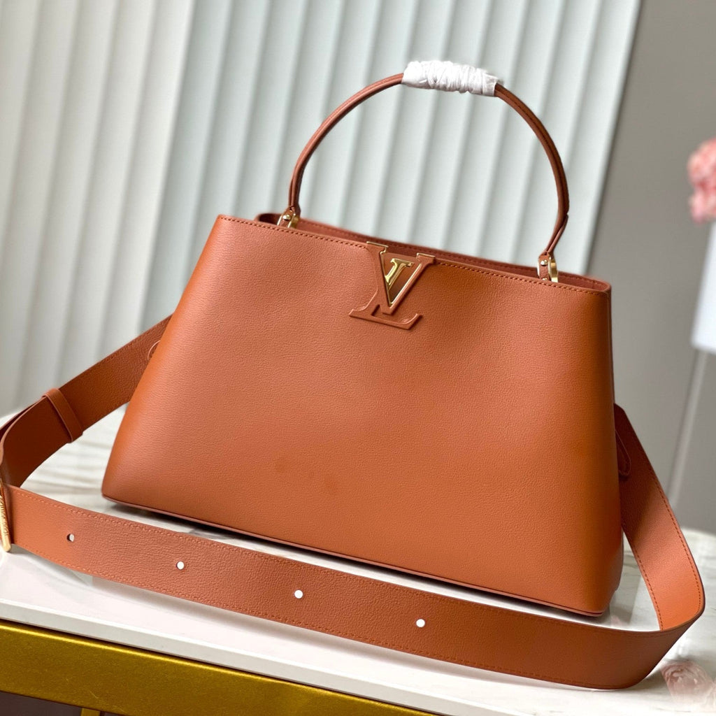 Louis Vuitton CAPUCINES SOUPLE GM 38 IN COGNAC CALFSKIN GOLD HARDWARE