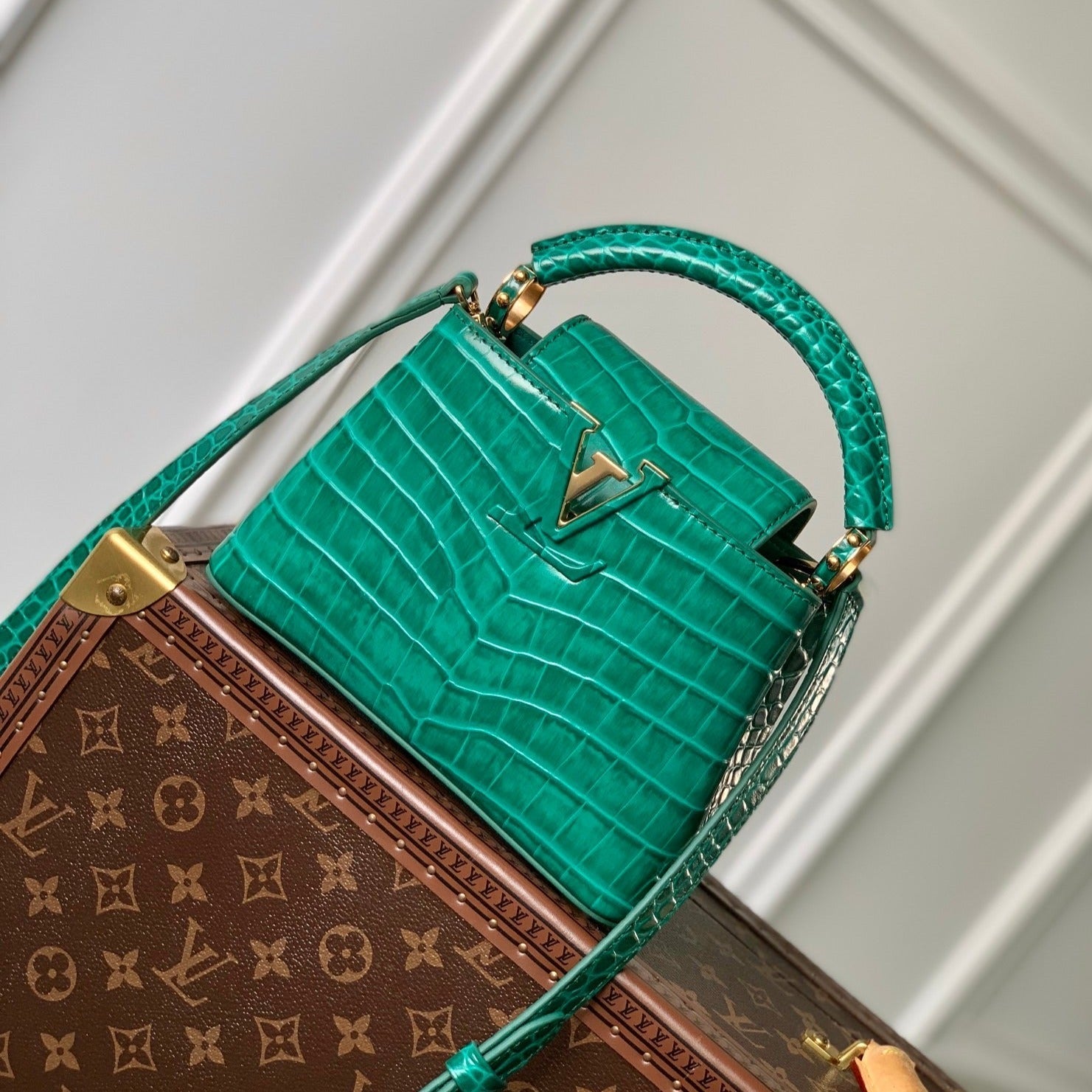 Louis Vuitton CAPUCINES MINI 21 GREEN CROCODILE EMBOSSED CALFSKIN GOLD HARDWARE