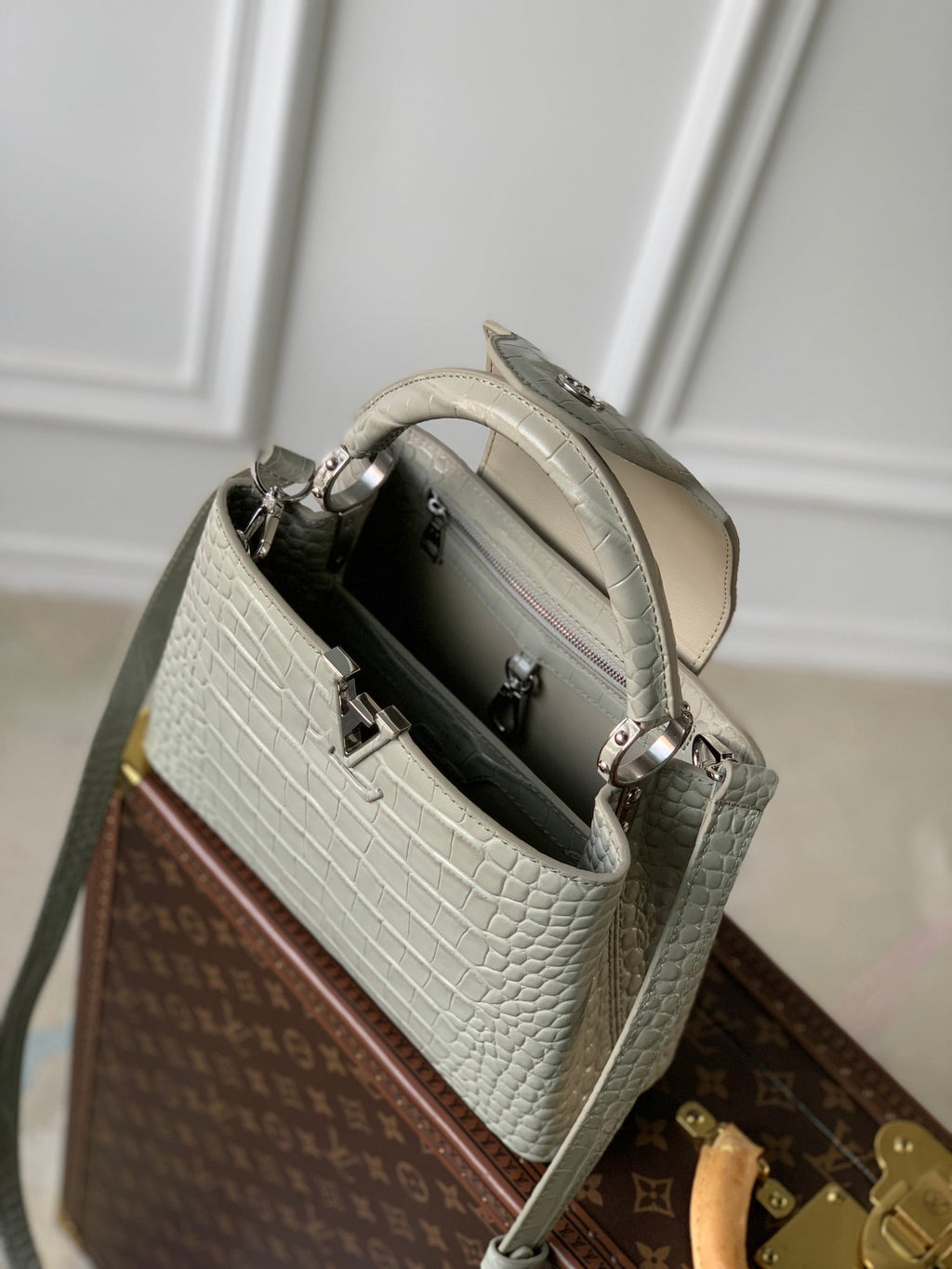 Louis Vuitton CAPUCINES BB 27 GREY TAURILLON SILVER HARDWARE