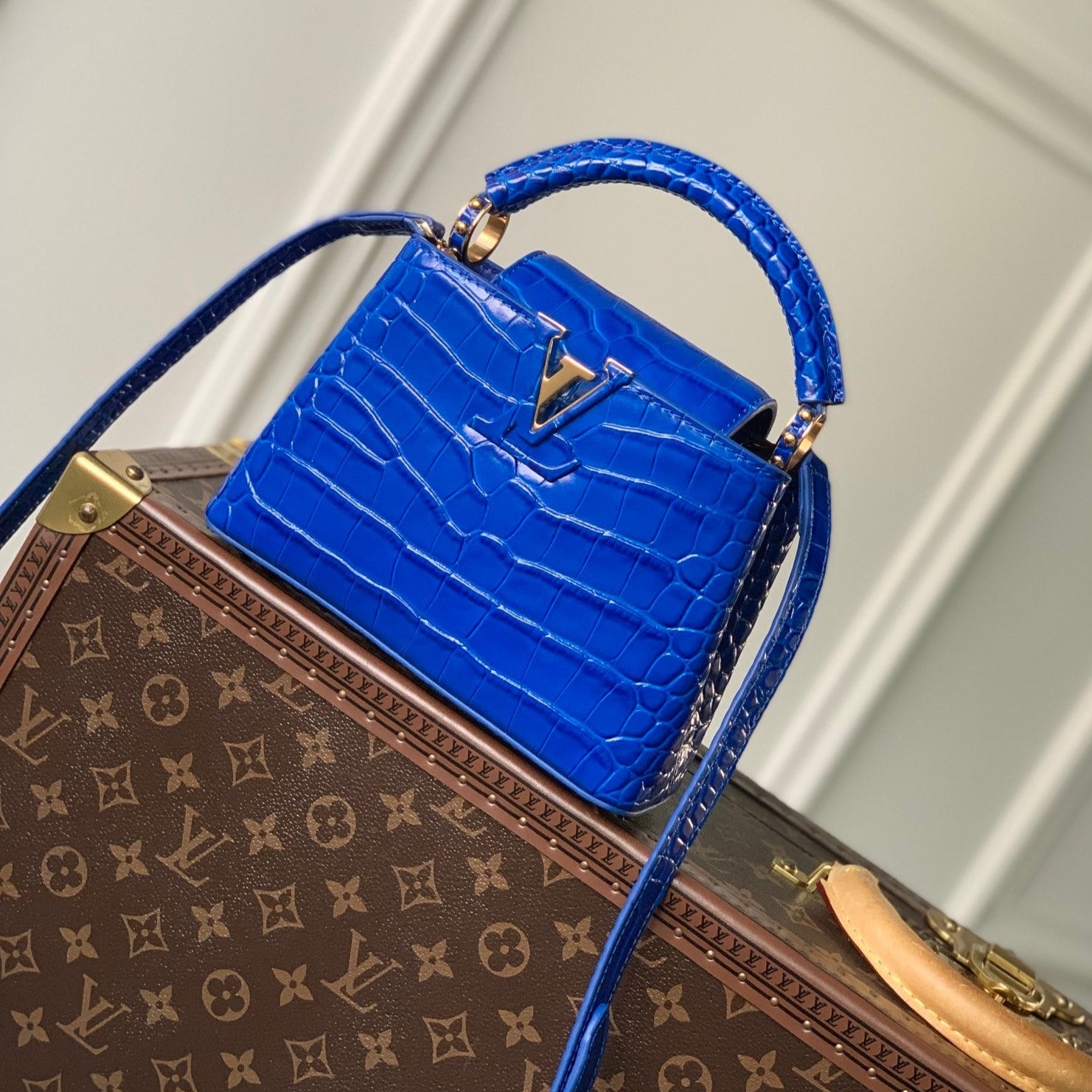 Louis Vuitton CAPUCINES MINI 21 COBALT BLUE CROCODILE EMBOSSED CALFSKIN GOLD HARDWARE
