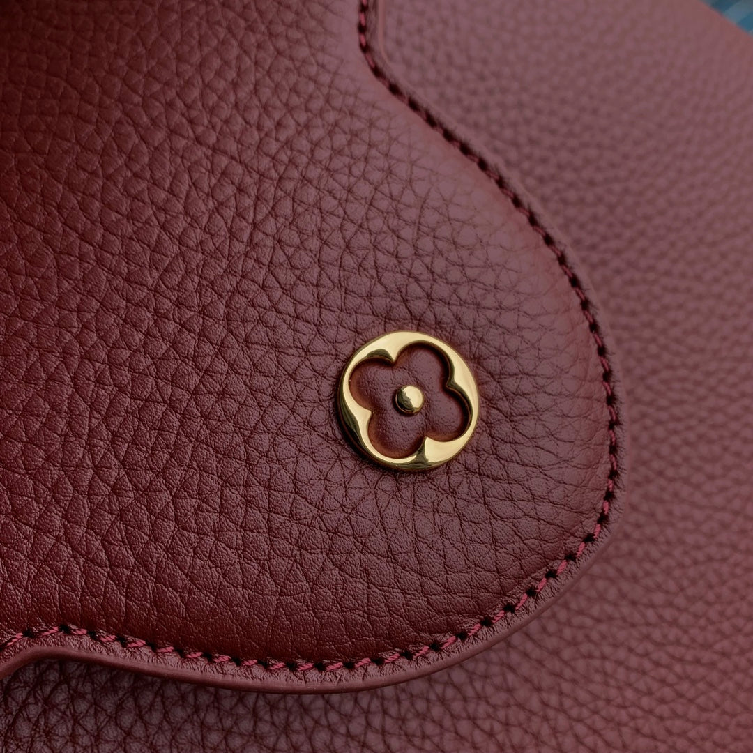 Louis Vuitton capucines mm 31.5 burgundy taurillon leather gold hardware