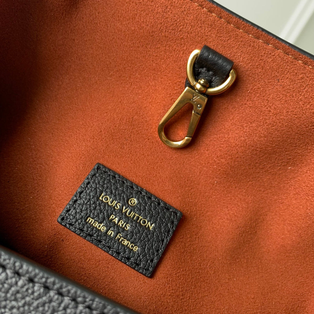 Louis Vuitton LOW KEY HOBO MM 31CM BLACK CALFSKIN