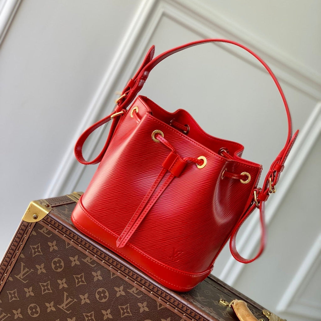 Louis Vuitton NOÉ BB 20 IN RED EPI LEATHER