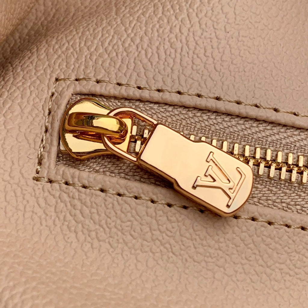 Louis Vuitton COSMETIC POUCH GM 27 IN MULTICOLOR MONOGRAM CANVAS