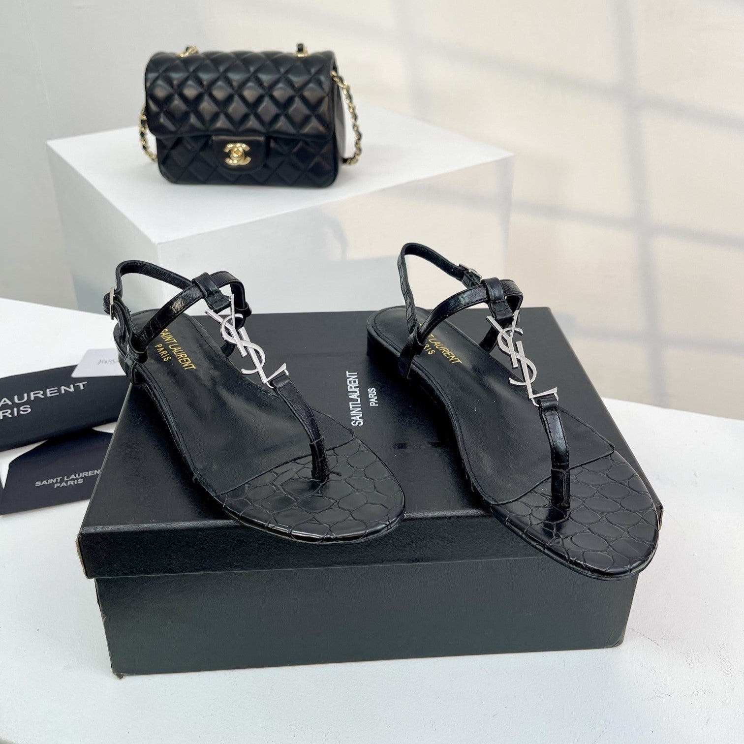 Saint Laurent SL Cassandra Croc-Embossed Thong Sandals Black Leather