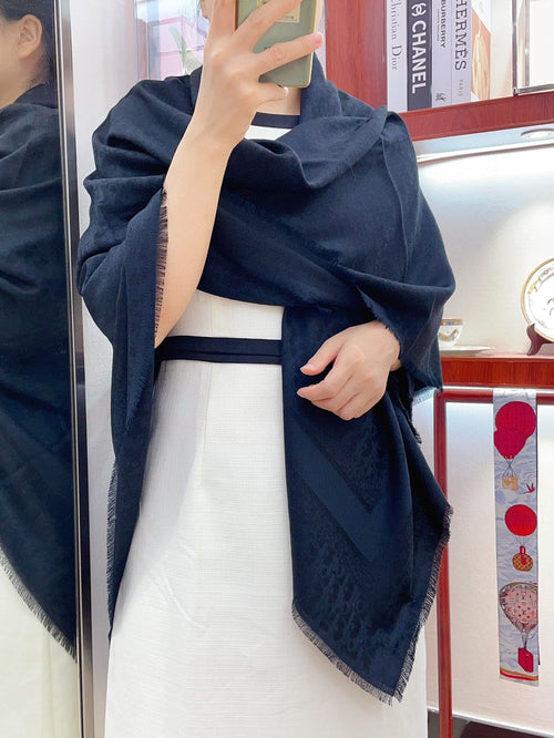 DIOR SQUARE SCARF 140 CM IN NAVY BLUE WOOL AND SILK  408662