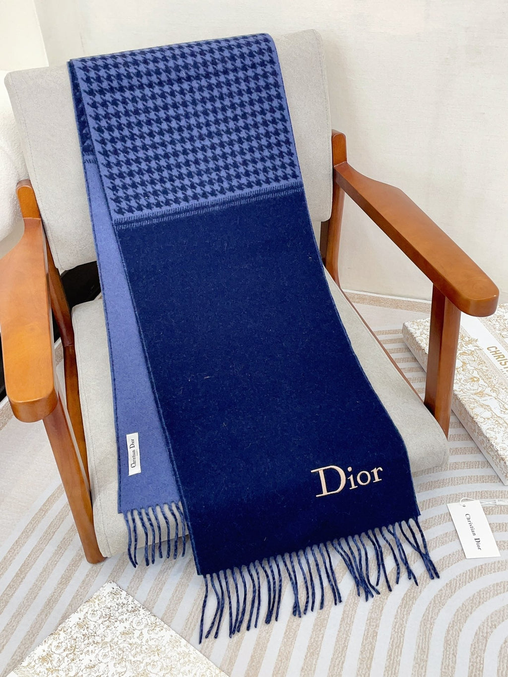DIOR SCARF 180 CM IN NAVY BLUE CASHMERE 419819