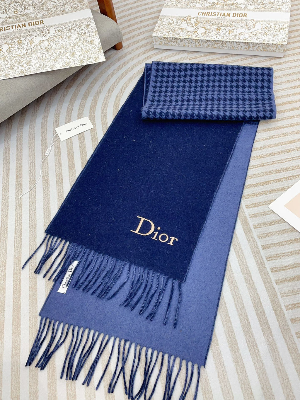 DIOR SCARF 180 CM IN NAVY BLUE CASHMERE 419819