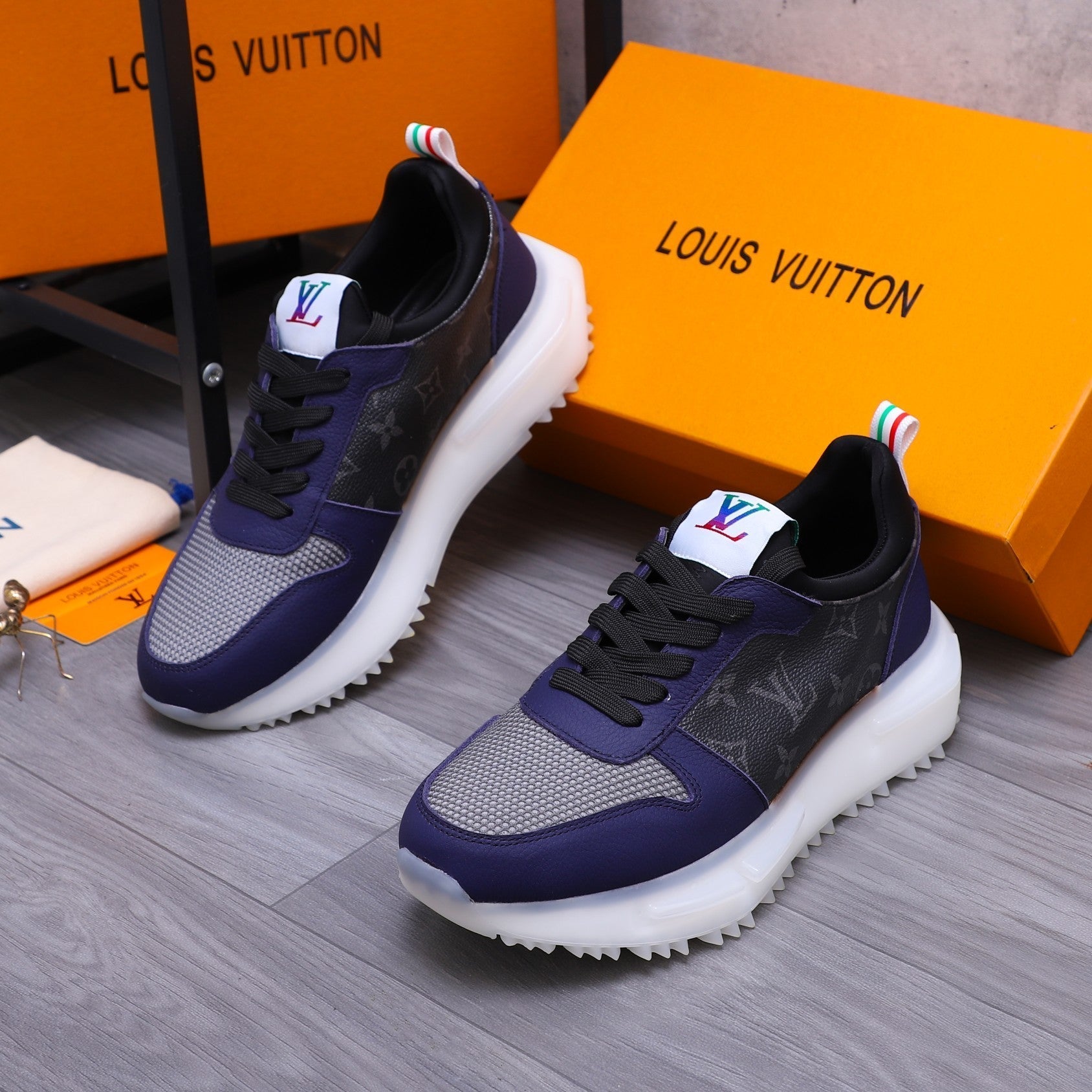 Louis Vuitton SNEAKER BLACK MIX NAVY BLUE CALFSKIN AND GREY MESH BREATHABLE