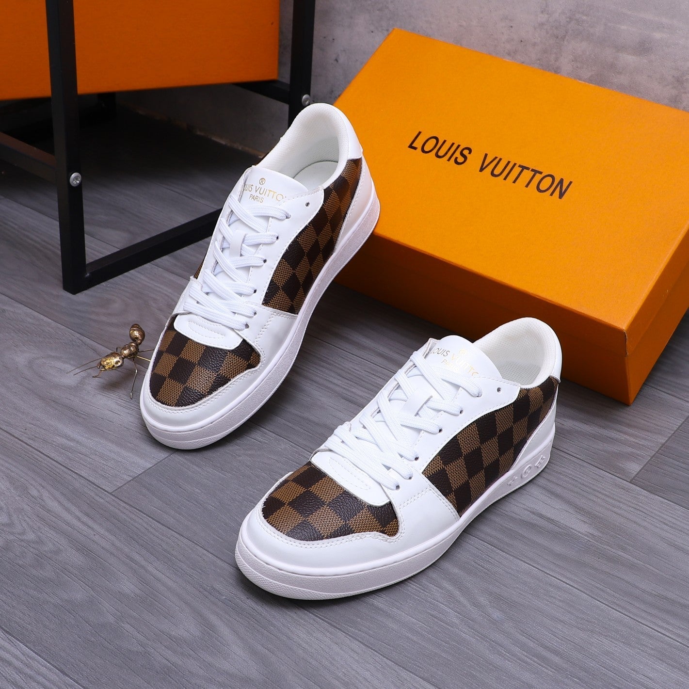 Louis Vuitton TRAINER SHOES IN WHITE MIX BROWN DAMIER CALFSKIN