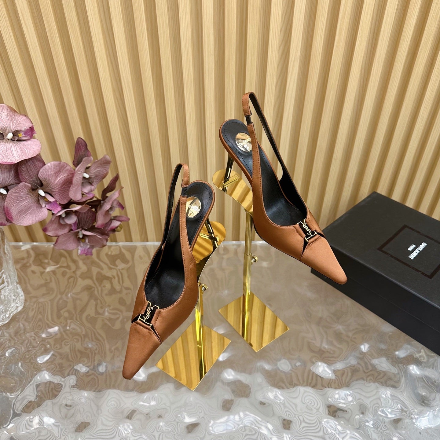 Saint Laurent BABYLONE SLINGBACK PUMPS IN RUSTIC ORANGE SILK GOLD LOGO