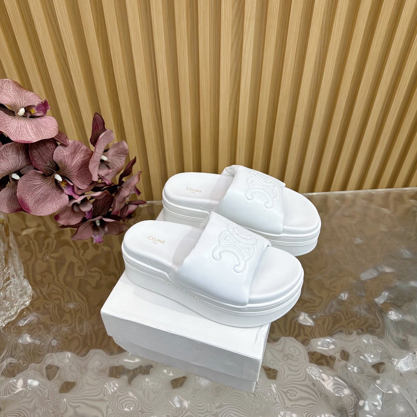 Celine CELINE 25 Sline Sandal White Sheepskin 285911