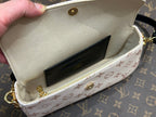 Louis Vuitton woc 23,5 monogram dune canvas