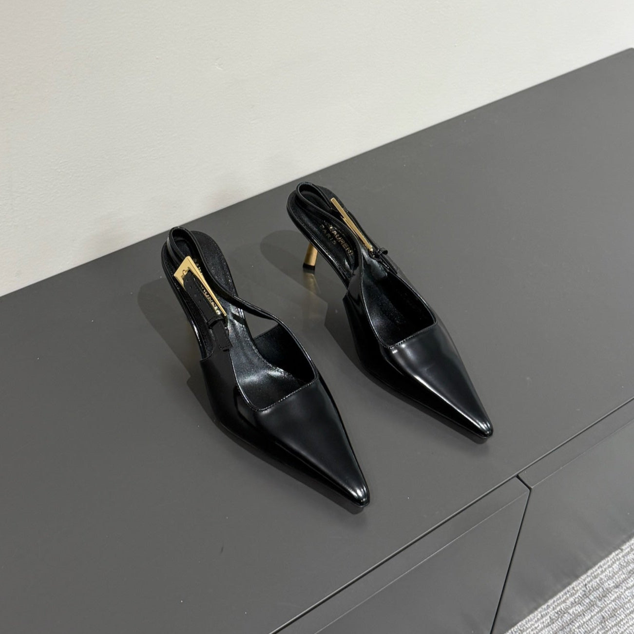 Saint Laurent LEE SLINGBACK MID PUMPS IN BLACK SHINY CALFSKIN