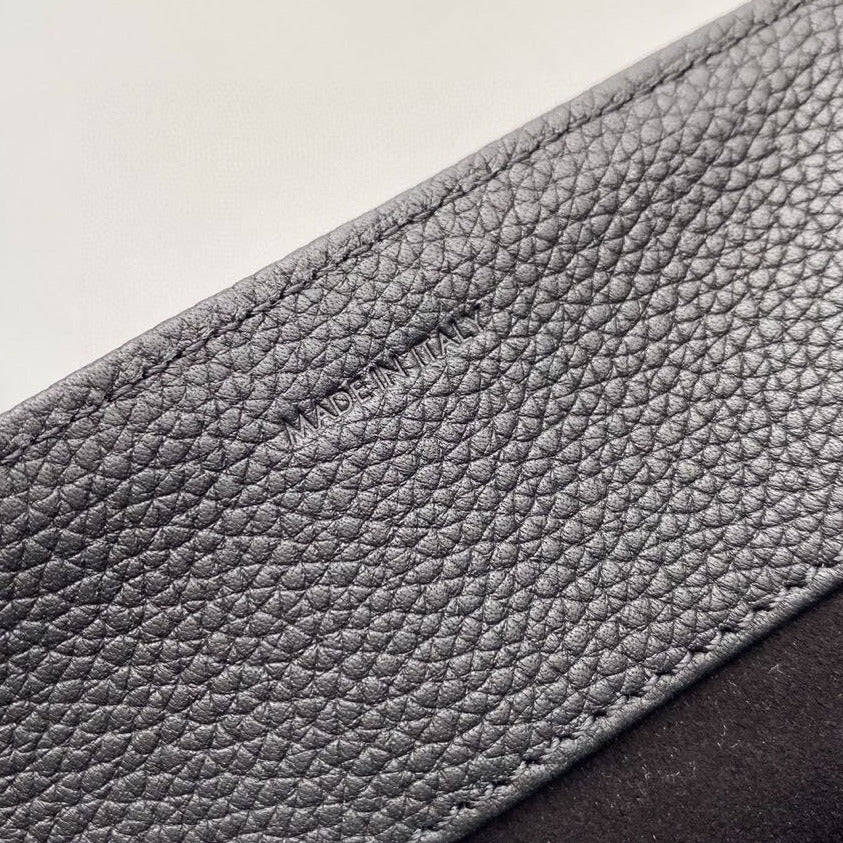 Celine SOFT BAG 38 CALFSKIN BLACK