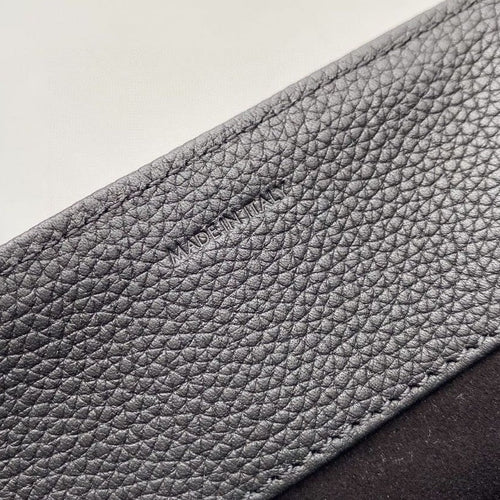 Celine SOFT BAG 38 CALFSKIN BLACK