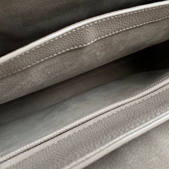 Celine SOFT BAG 32 CALFSKIN PEBBLE