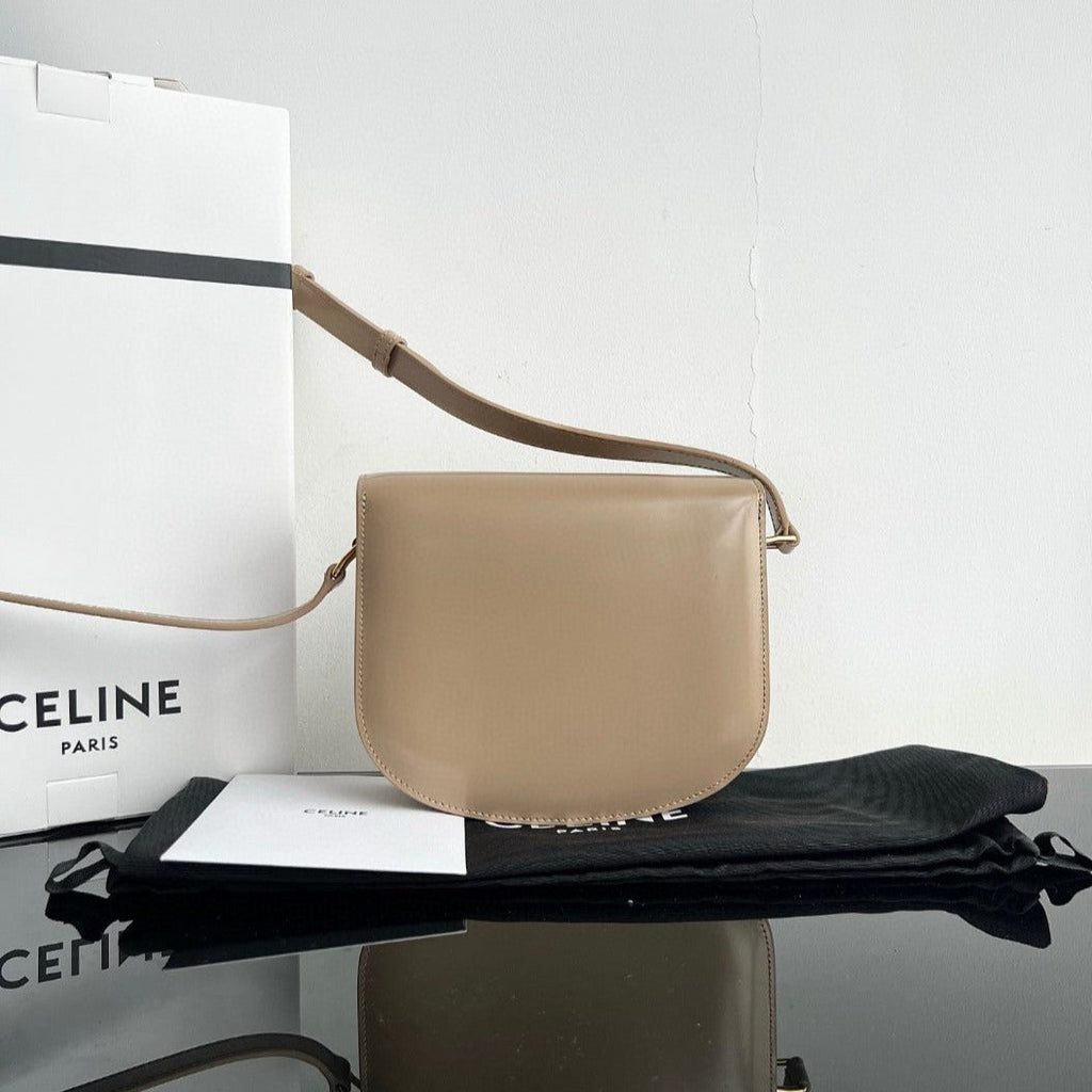 Celine TRIOMPHE 15 Cream Gray Calfskin Handbag