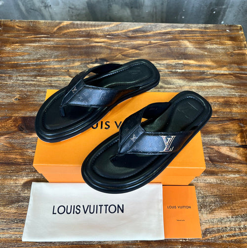 Louis Vuitton THONG SLIPPER IN BLACK MONOGRAM CALFSKIN