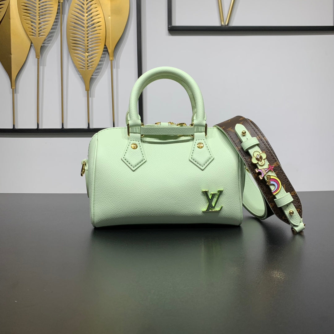 Louis Vuitton SPEEDY 18 IN PASTEL GREEN CALFSKIN GOLD HARDWARE