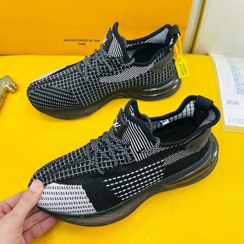 Louis Vuitton SNEAKER IN BLACK BREATHABLE MESH FABRIC