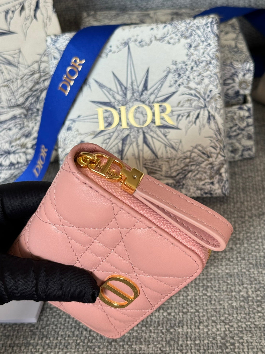 DIOR Logo Caro 11cm Compact Wallet Pink Calfskin