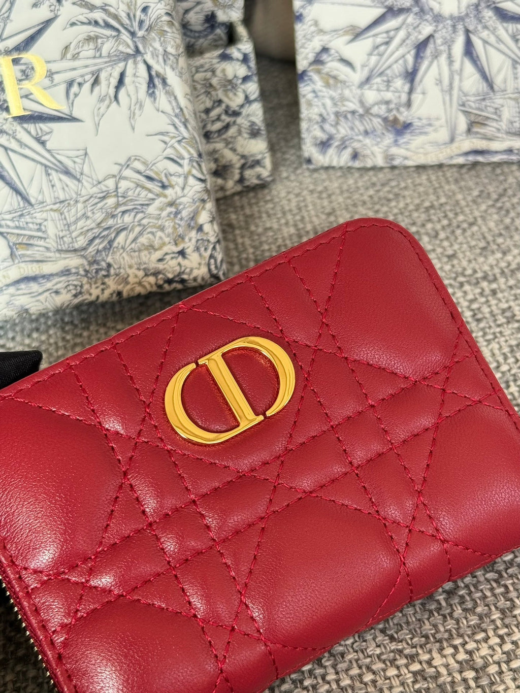 DIOR Logo Caro 11cm Compact Wallet Red Calfskin