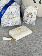 DIOR Logo Caro 11cm Compact Wallet White Calfskin